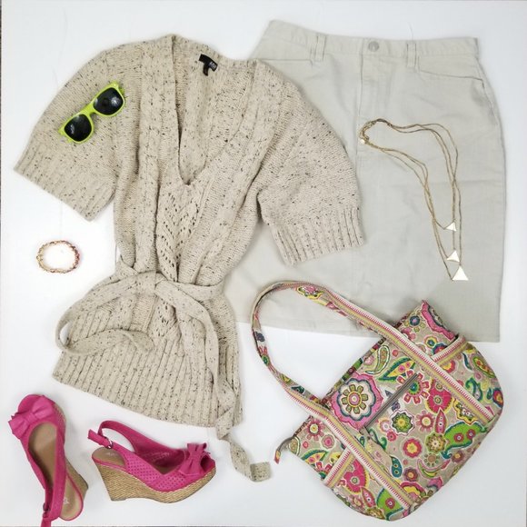 FIND THESE BEAUTIES & SO MUCH MORE IN MY CLOSET! - Picture 3 of 5